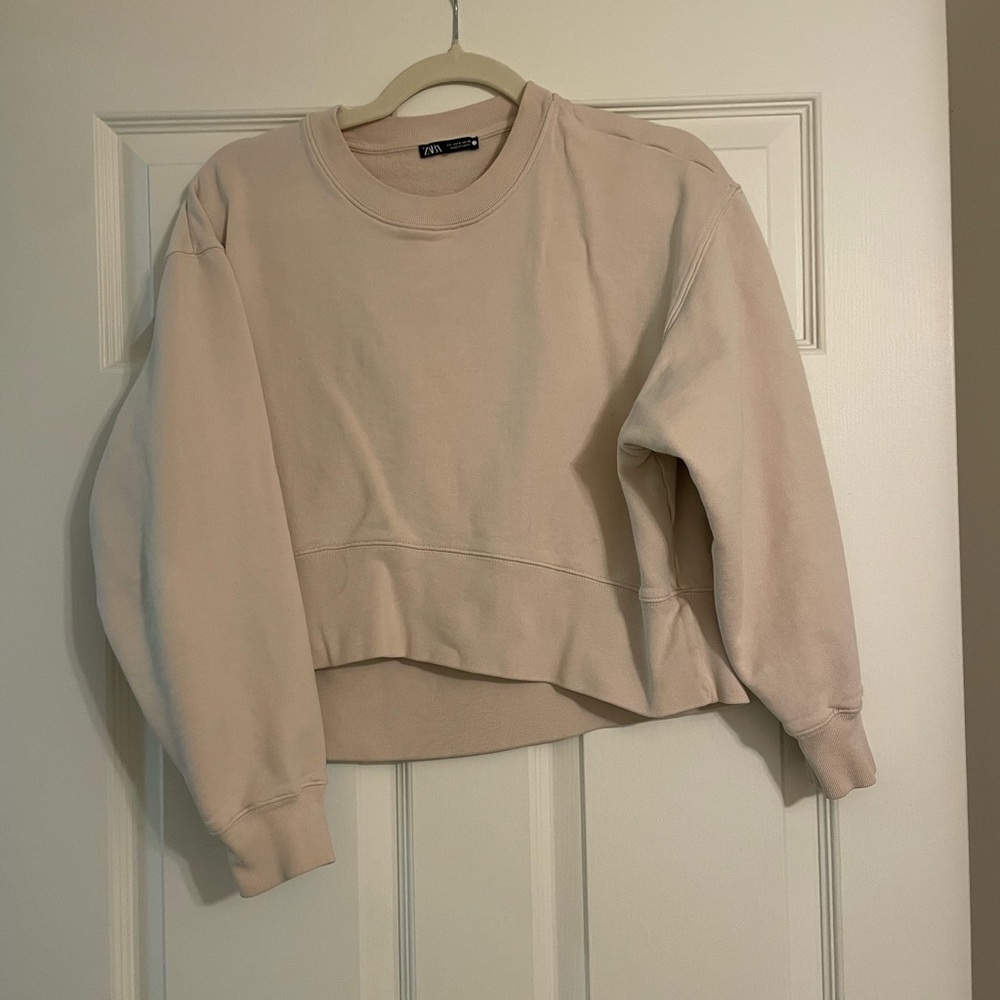 Zara slightly cropped sweatshirt